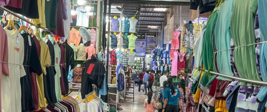 Fashion Street, Pune, Maharashtra - Vushii.com Fashion Street, Pune, Maharashtra - Vushii.com